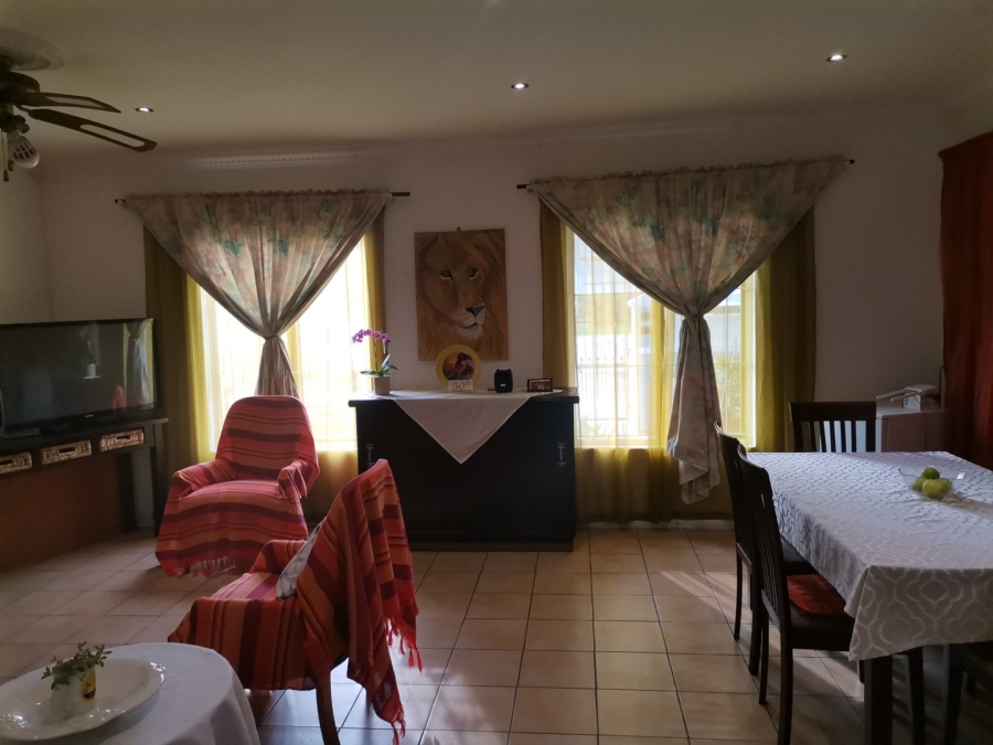 3 Bedroom Property for Sale in Eersterivier South Western Cape